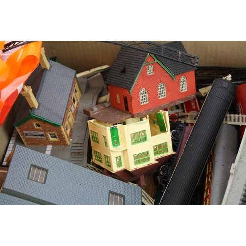 173 - Collection of playworn Hornby OO gauge carriages, OO gauge track and plastic buildings & scenery.