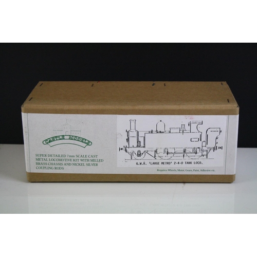 179 - Boxed Castle Models O gauge GWR Large Metro 2-4-0 Tank Locomotive model kit, unbuilt and appears com... 