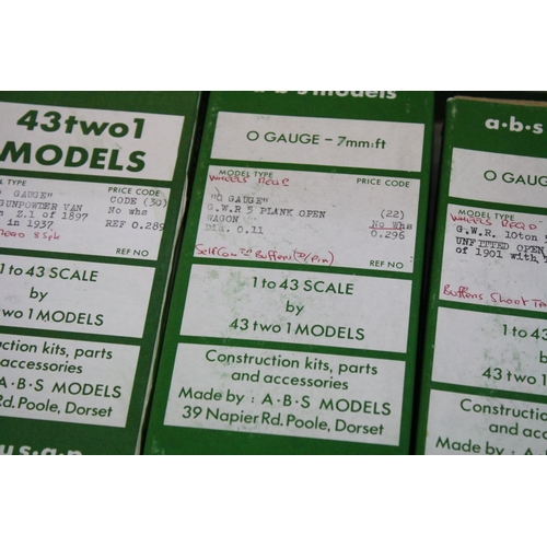 184 - 12 Boxed 43two1 O gauge rolling stock model kits, all unbuilt and appearing complete