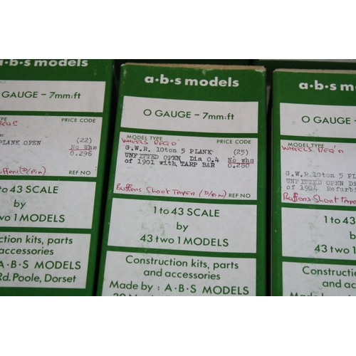 184 - 12 Boxed 43two1 O gauge rolling stock model kits, all unbuilt and appearing complete