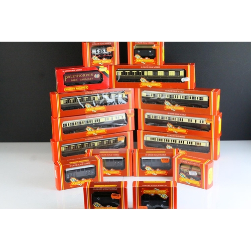 20 - 16 Boxed Hornby OO gauge items of rolling stock to include 2 x R122, 2 x R456, 2 x R457, R123, 3 x R... 