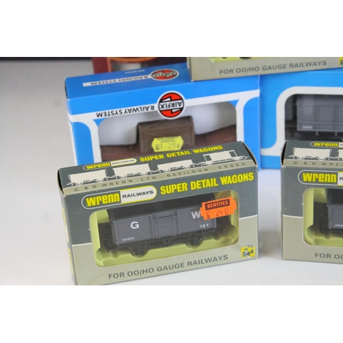 21 - 16 Boxed OO gauge items of rolling stock to include 7 x Wrenn, 6 x Airfix, 2 x Lima and 1 x Replica