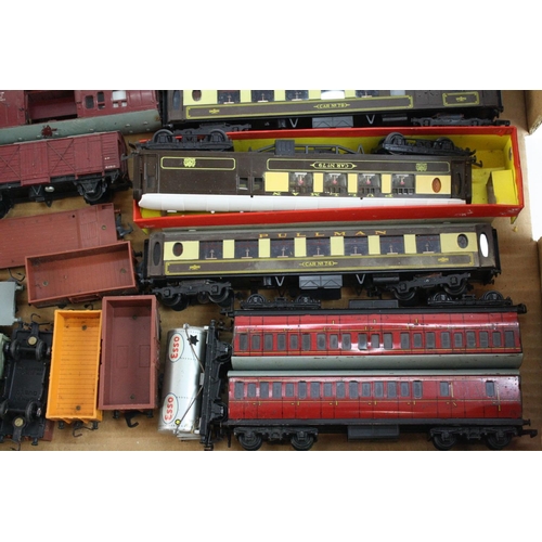 218 - 25 OO gauge items of rolling stock to include Hornby, Triang & Hornby Dublo, featuring coaches, tank... 