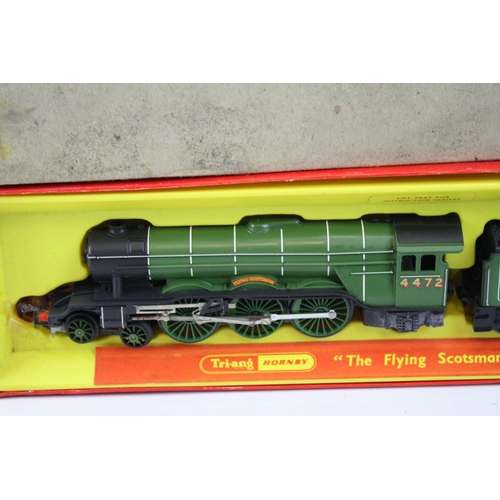 219 - Boxed Triang Hornby OO gauge Flying Scotsman locomotive plus Triang R259 Britannia locomotive and Tr... 