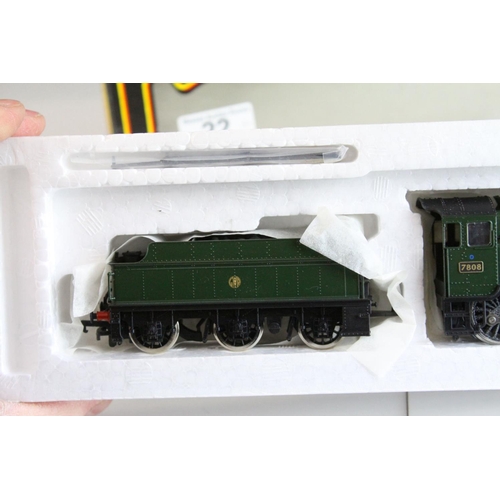 22 - Two boxed Palitoy Mainline OO gauge locomotives to include 54156 2301 Class Dean Goods 0-60 GWR gree... 