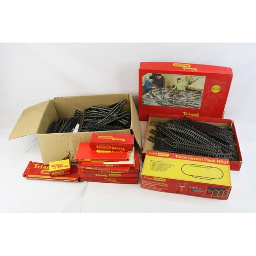 224 - Large quantity of OO gauge model railway track, both boxed and unboxed, plus various ephemera (two b... 