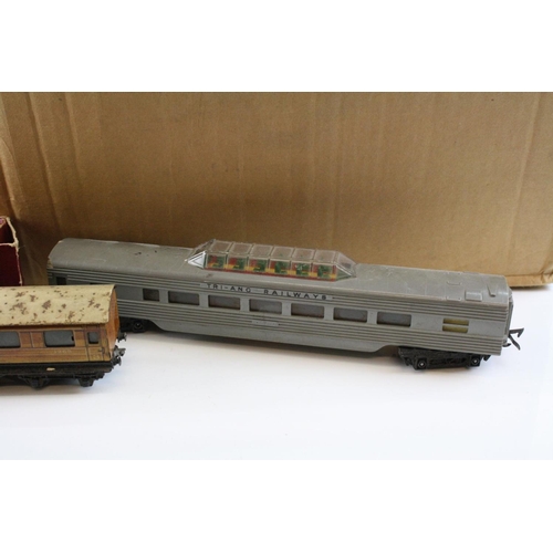 225 - Quantity of OO gauge model railway to include boxed trackside accessories featuring Merit Railway Tu... 