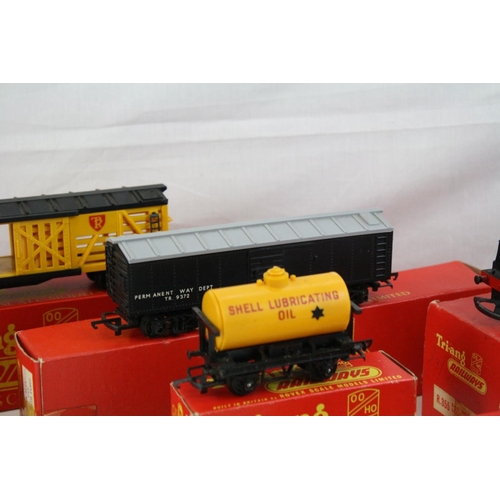 226 - Boxed Triang R355 0-4-0 Industrial Nellie Blue Livery locomotive plus 6 x boxed Triang items of roll... 