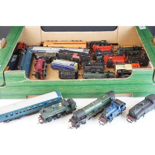 233 - 24 OO gauge locomotives to include Lima, Triang and Hornby, condition varies