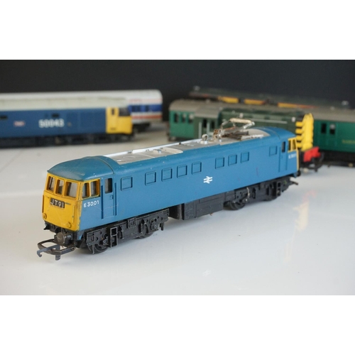 234 - 24 OO gauge locomotives to include Lima, Triang and Hornby, condition varies