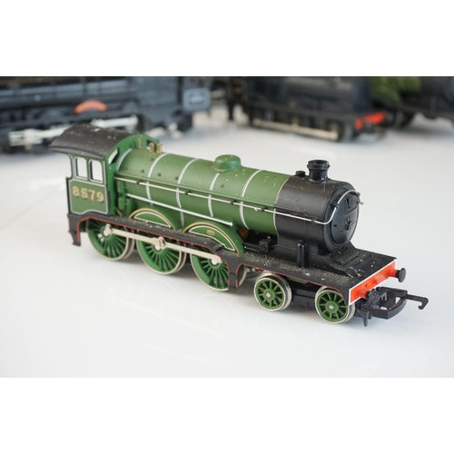 240 - 11 OO gauge locomotive to include Hornby St Frusquin 4-6-2 with tender, Triang Hornby Sir Dinadan et... 