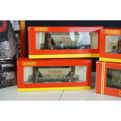 242 - OO gauge model railway to include boxed Hornby R051 Redland 0-4-0 Diesel Locomotive, boxed Hornby R6... 