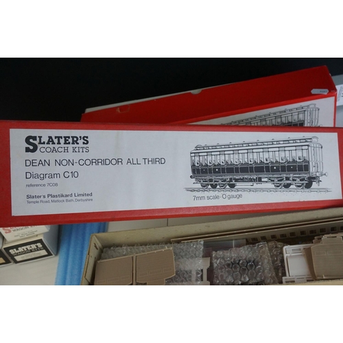 247 - Eight boxed O gauge Slaters Wagon & Coach kits to include 2 x Coach Kits (7C08 Dean Non Corridor All... 