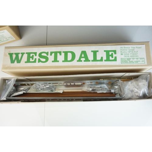 248 - Four boxed Westdale O gauge metal kit models to include a built BR Railcar locomotive in green liver... 