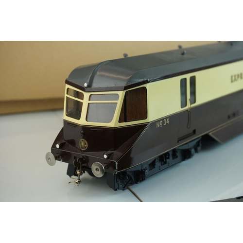 255 - Five built O gauge plastic / metal kit models to include LMS Power Car, GWR Diesel railcar, DJB Engi... 