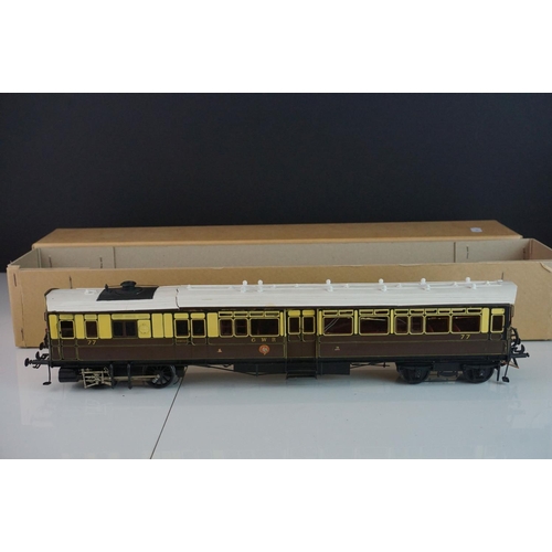 255 - Five built O gauge plastic / metal kit models to include LMS Power Car, GWR Diesel railcar, DJB Engi... 