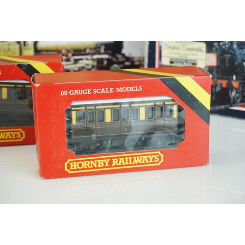 261 - Four boxed OO gauge locomotives to include 2 x Hornby (R072 BR Class 25 Diesel green & R355 MR 4-4-0... 