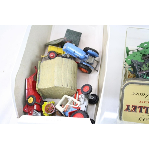 289 - Good collection of mid 20th C Britains farm animals, figures and accessories, mainly metal with some... 