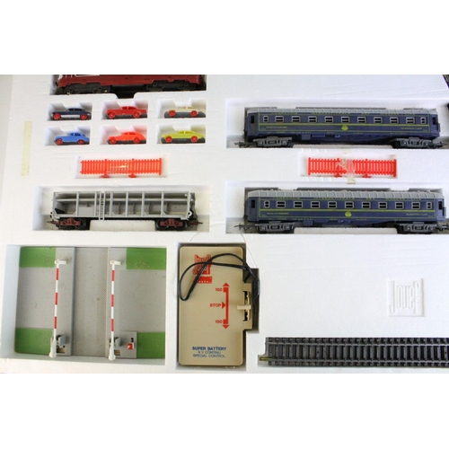 29 - Boxed Jouef 7435 Electric Train Set with level crossing, complete with accessories and all 6 x cars