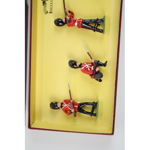 293 - Two boxed Britains Special Collectors Edition metal figure sets to include 8960 Royal Dublin Fusilie... 