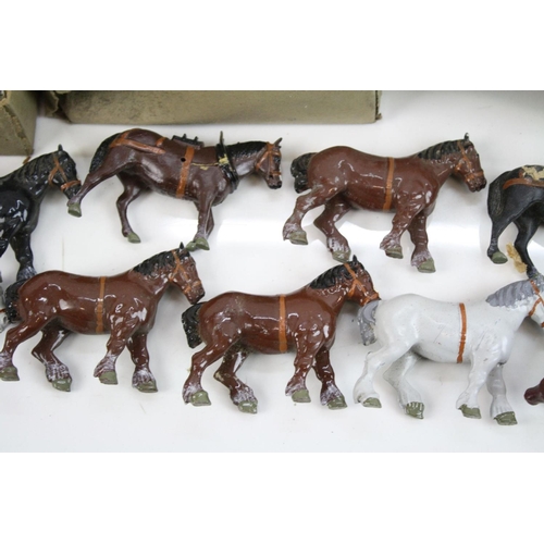 305 - Large quantity of mid 20th C metal farm animals figures to include boxed Crescent figure set (poor b... 