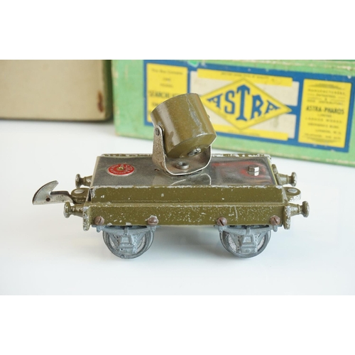 317 - Collection of plastic military figures and vehicles mainly Airfix plus a boxed Astra O gauge Searchl... 