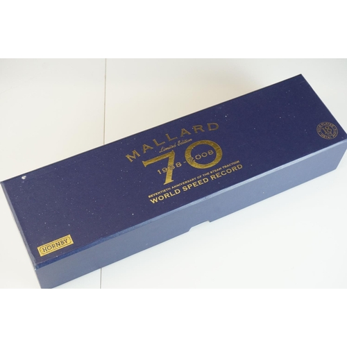 31A - Boxed ltd edn Hornby R2684 18ct gold plated OO gauge Mallard 1938-2008 70th Anniversary of the Steam... 