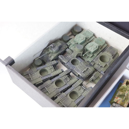 326 - Collection of miniature metal & plastic war gaming vehicles and accessories, painted