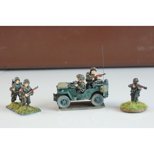 327 - Collection of miniature metal and plastic war gaming vehicles and accessories, painted, vg quality