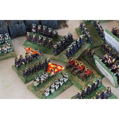 328 - Collection of miniature metal and plastic war gaming vehicles and accessories, painted, vg quality