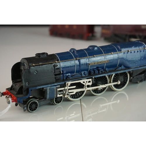 32a - Four Hornby Dublo locomotives to include City of Glasgow, Duchess of Atholl, Mallard and 2-6-4 BR in... 