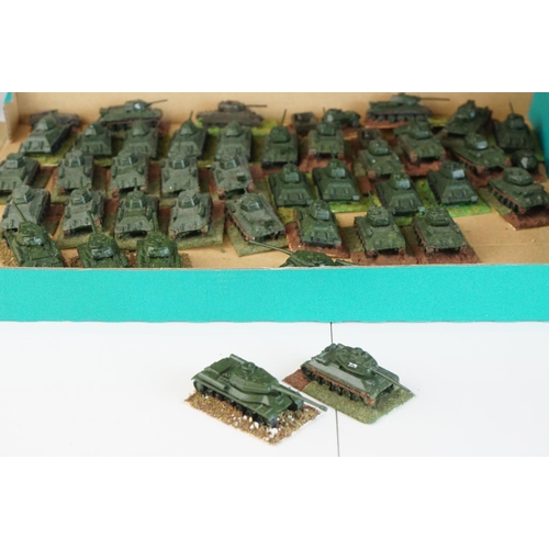 330 - Collection of miniature metal and plastic war gaming vehicles and accessories, painted, vg quality