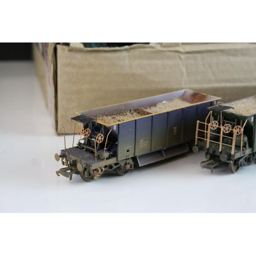 35 - 38 Hornby, Bachamnn & Airfix OO gauge items of rolling stock, all wagons, trucks & flatbeds