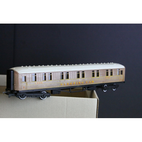 36 - Nine Hornby OO gauge coaches featuring 2 x Royal Mail coaches plus a Hornby Morning Star 4-6-2 locom... 