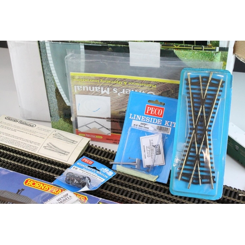 37 - Collection of good OO gauge model railway track including Peco straights, boxed Hornby R421 Signal B... 