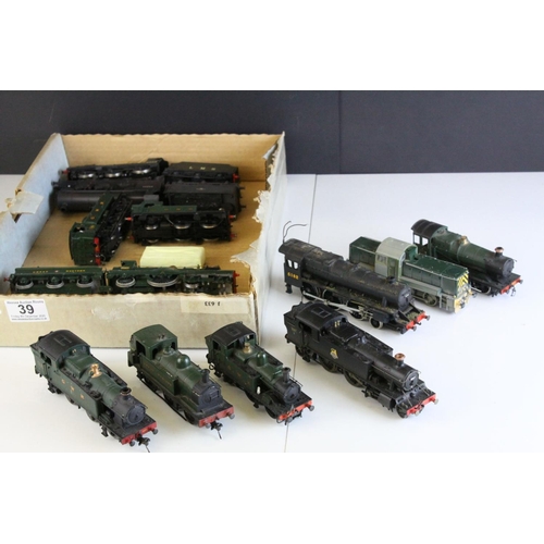 39 - 12 OO gauge locomotives to include Airfix 0-6-0 LMS with tender, Bachmann 0-6-2 GWR etc