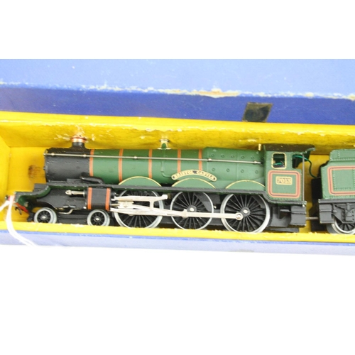 42 - Boxed Hornby Dublo EDLT20 Bristol Castle Locomotive & Tender