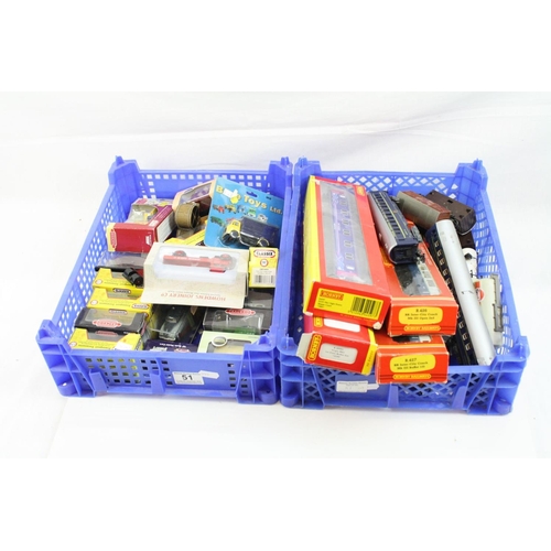 51 - 12 OO gauge items of rolling stock to include Hornby, Pocher, Triang plus 4 boxed Hornby coaches to ... 