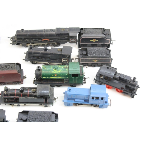 70 - 42 OO gauge items of rolling stock to include mainly Hornby Dublo & Triang