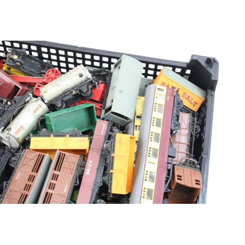 70 - 42 OO gauge items of rolling stock to include mainly Hornby Dublo & Triang