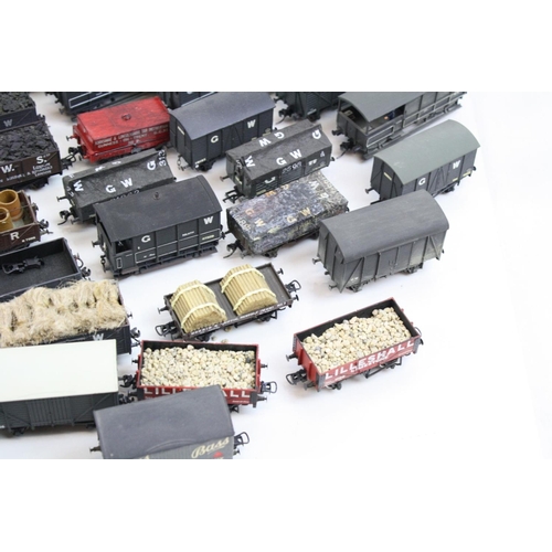 72 - 39 OO gauge items of rolling stock to include mainly Bachmann wagons & trucks