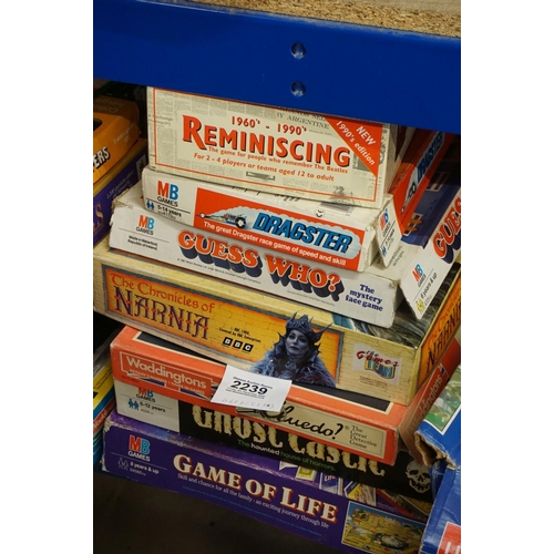 2239 - 17 x board games to include Ghost Castle, Trivial Pursuit, Game Of Life, Cluedo, etc. Plus 11 x Top ... 