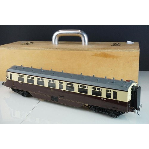 256 - Two built O gauge cast kit GWR coaches in brown / cream livery, contained within custom box, the odd... 