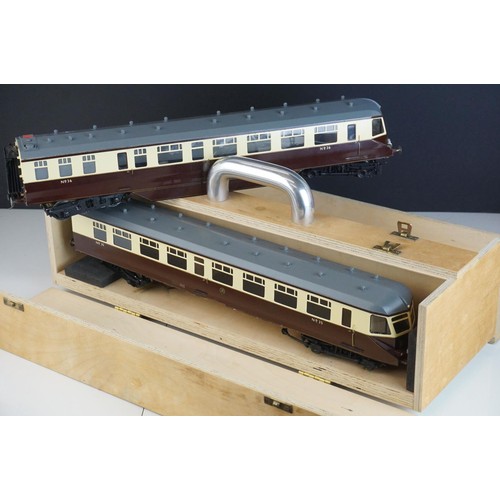 256 - Two built O gauge cast kit GWR coaches in brown / cream livery, contained within custom box, the odd... 