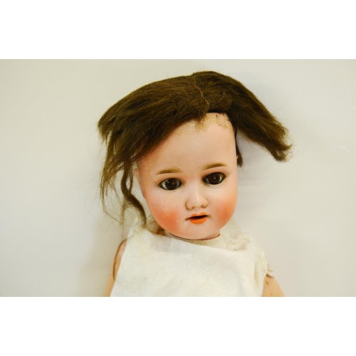 340 - Simon & Halbig bisque headed doll marked 1909 3 Germany, sleeping glass eyes, no teeth, loose hair, ... 