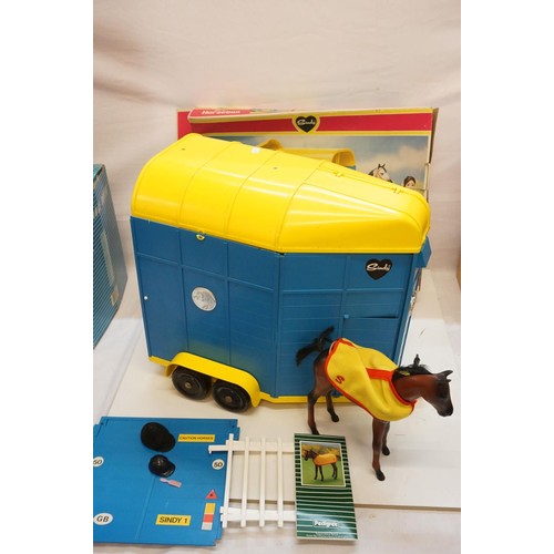 361 - Pedigree Sindy - Four boxed accessories to include Chesnut Horse, Caravan, Camper Buggy and Range Ro... 