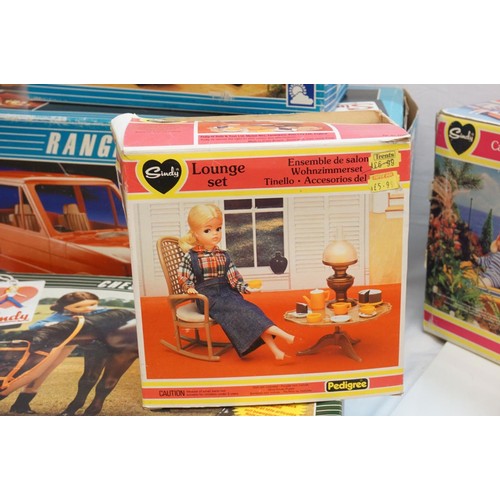 361 - Pedigree Sindy - Four boxed accessories to include Chesnut Horse, Caravan, Camper Buggy and Range Ro... 