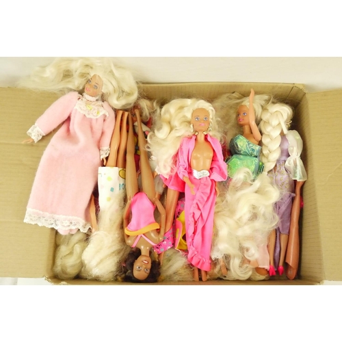 113 - 20 x Playworn contemporary dolls to include Mattel Barbie, Hasbro Sindy