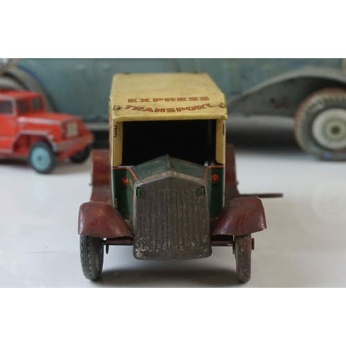 5 - Collection of early - mid 20th C tin plate and diecast models to include Wells O London tin plate, C... 