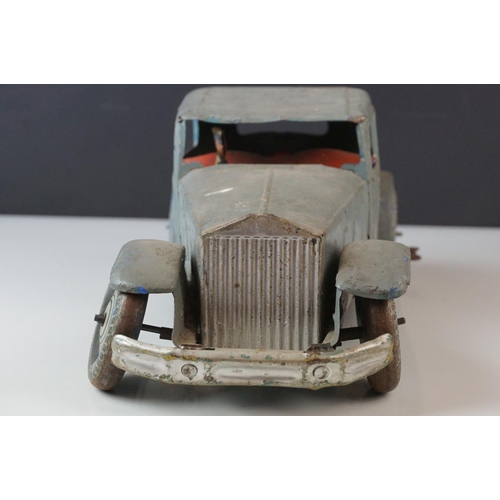 5 - Collection of early - mid 20th C tin plate and diecast models to include Wells O London tin plate, C... 